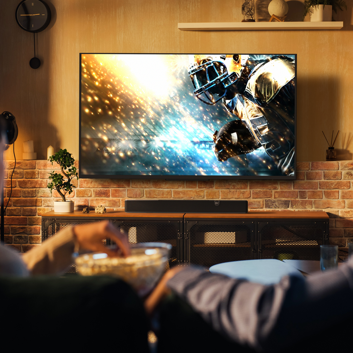 Klipsch Flexus Core 100 Soundbar NA Black Klipsch Flexus Core 100 Showing Football Game 2000x2000 logo v02