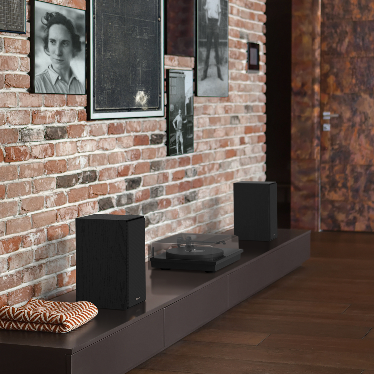 Klipsch R-40M Black R 40M Carousel 11
