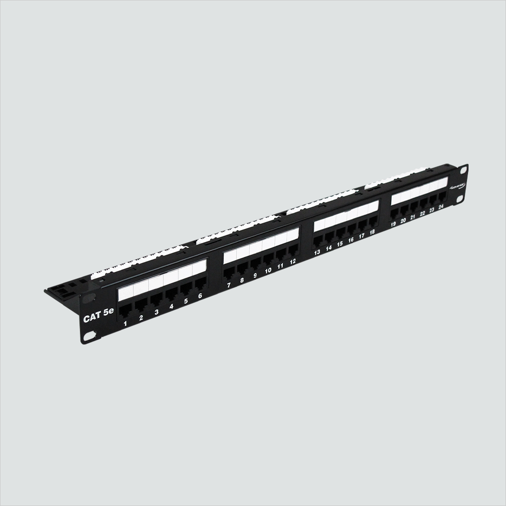 Wavenet 5EPP24 24-Port 1U Cat 5E Patch Panel With Lacing Bar