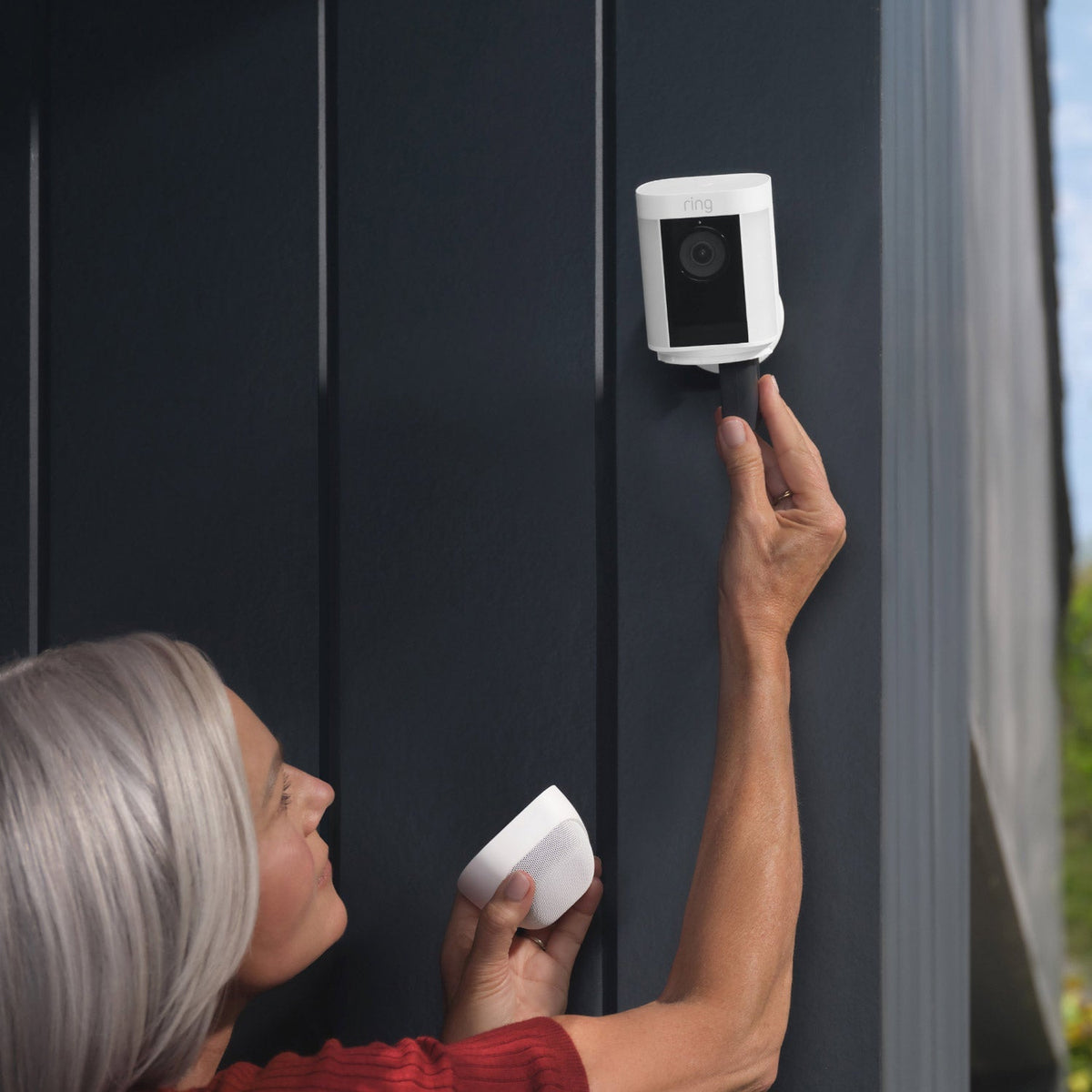 Ring Spotlight Cam Pro, Battery (White)